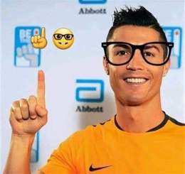 ảnh chụp màn hình ảnh meme bóng đá