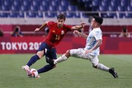 ảnh chụp màn hình bóng đá argentina tây ban nha