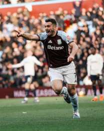 ảnh chụp màn hình bóng đá aston villa