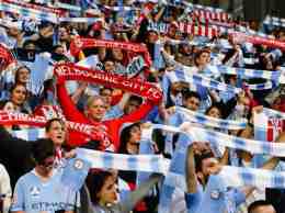 ảnh chụp màn hình câu lạc bộ bóng đá nữ melbourne victory