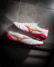 ảnh chụp màn hình mizuno giày đá bóng
