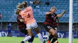 ảnh chụp màn hình trận đấu câu lạc bộ bóng đá nữ melbourne city