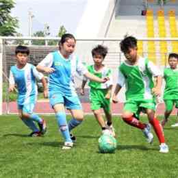 đá bóng trò chơi