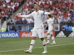 hướng dẫn sử dụng cầu thủ bóng đá ronaldo