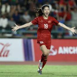 thanh nhã bóng đá nữ