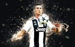 tính năng nổi bật bóng đá ronaldo